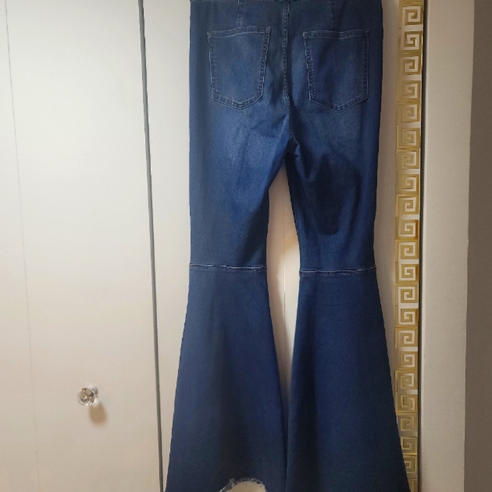 Freepeople bell bottom jeans